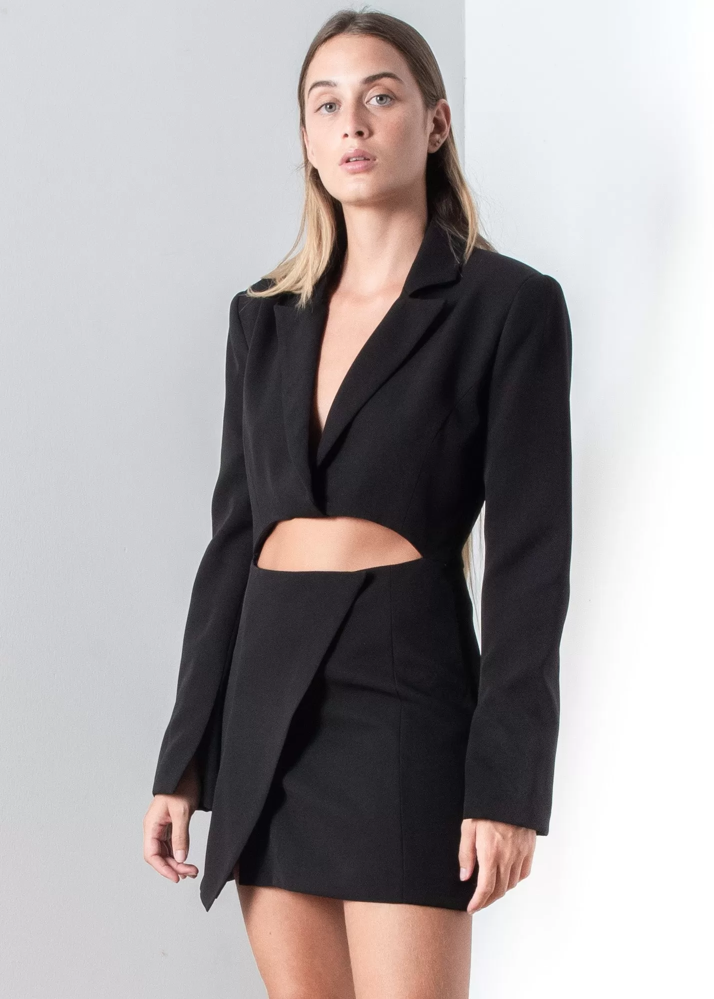 Abito blazer con cut out