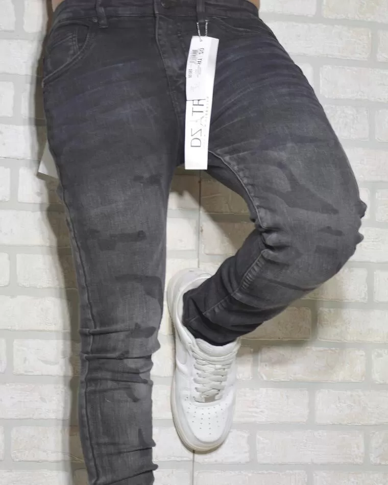 Distressed Super Stretch Denim