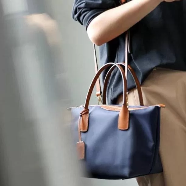 EmTote Shoulder Bag Blue