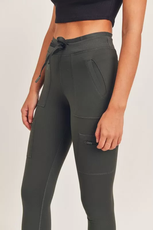 Skinny Cargo Hybrid Leggings