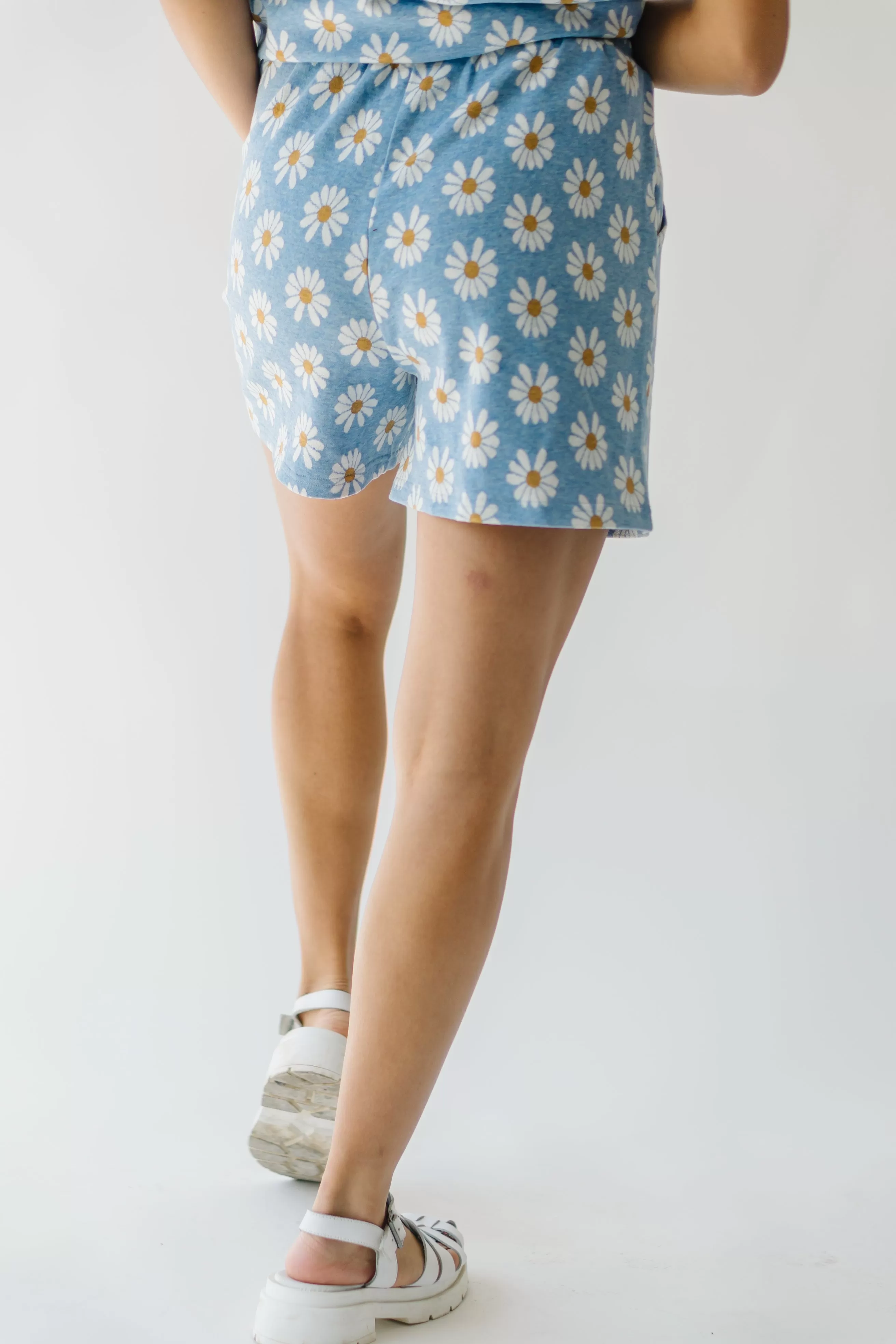 The Reddick Sunflower Print Short in Blue