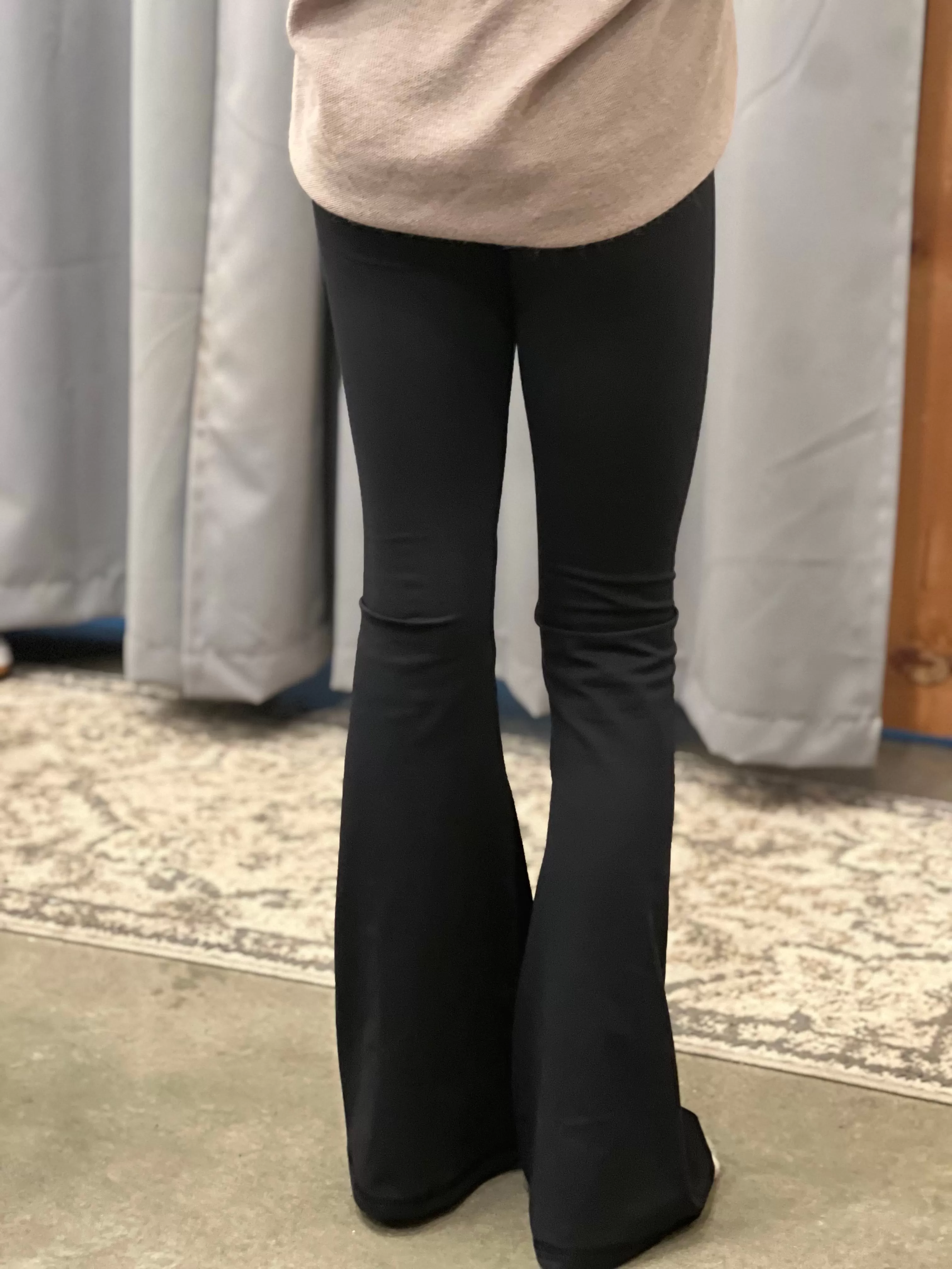 Urban Daizy Cross Over Waist Flare Leggings