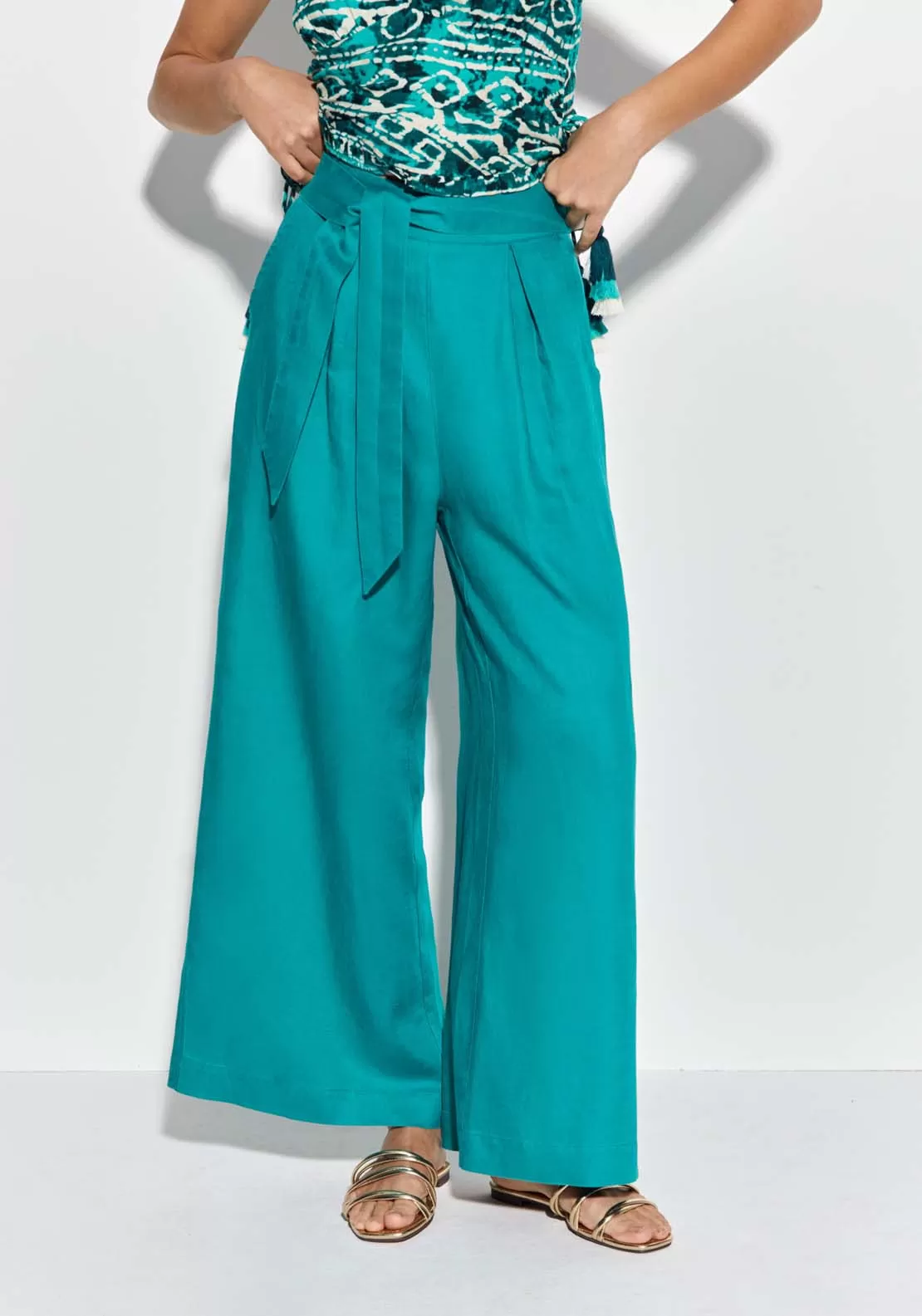 Wide-leg tencel trousers